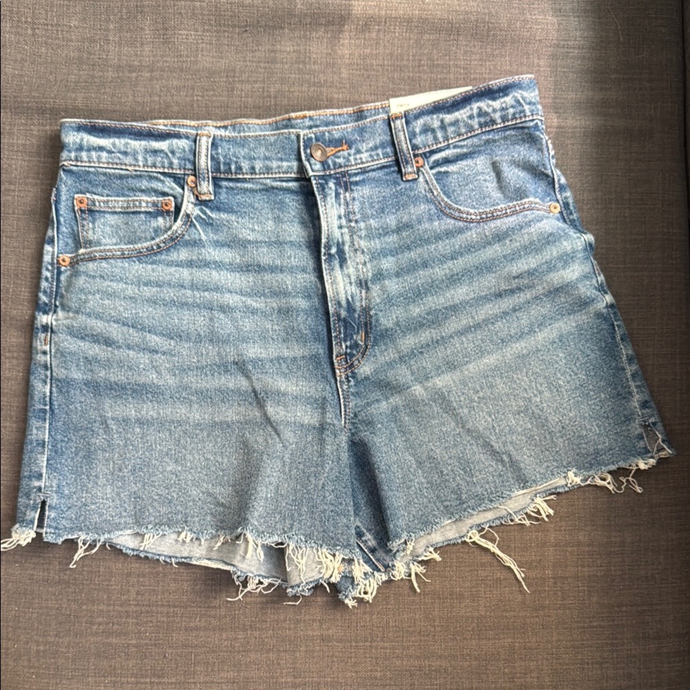 American Eagle Highest Rise 90s Boyfriend Jean Shorts